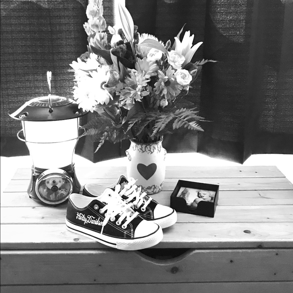 LADIES HARLEY DAVIDSON SIZE 7-7.5 SHOE